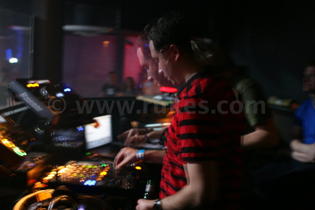 wetbar 004